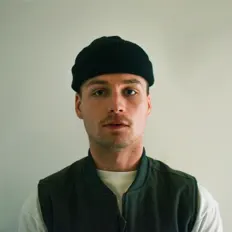 SAM O'Dを聴いたり、ミュージックビデオを鑑賞したり、経歴やツアー日程などを確認したりしましょう！