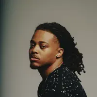 undefinedを聴いたり、ミュージックビデオを鑑賞したり、経歴やツアー日程などを確認したりしましょう！