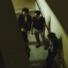 Poslechněte si interpreta Sociat, sledujte hudební videa, přečtěte si životopis, podívejte se na data turné a další informace.