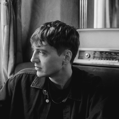 Listen to Toby Whyle, watch music videos, read bio, see tour dates & more!