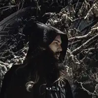 聆聽 undefined、觀看音樂影片、閱讀小傳、查看巡演日期等！