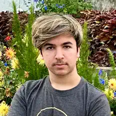 聆聽 Cyrus Shameli、觀看音樂影片、閱讀小傳、查看巡演日期等！