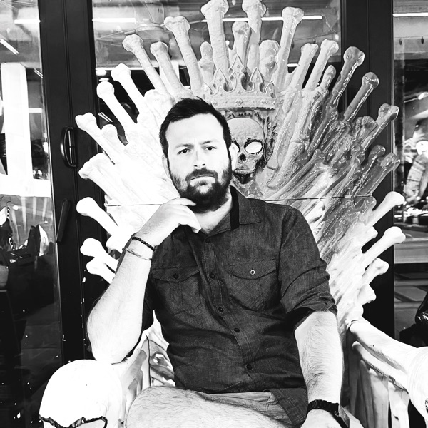 Director 9's avatar