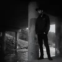 Ascolta undefined, guarda video musicali, leggi la biografia, vedi le date del tour & altro!