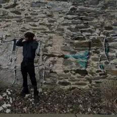 Poslechněte si interpreta A1Phantom, sledujte hudební videa, přečtěte si životopis, podívejte se na data turné a další informace.