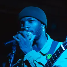 Ouve Sergio Snow, vê vídeos de música, lê a biografia, vê as datas da digressão e muito mais!