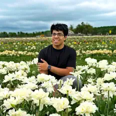 Listen to Areeb Mahmood, watch music videos, read bio, see tour dates & more!