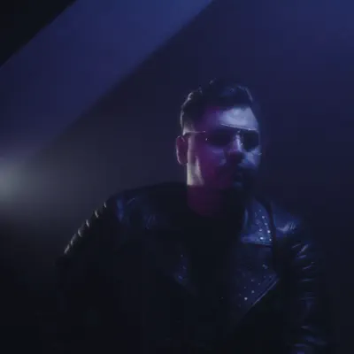 Listen to Eduardo Var, watch music videos, read bio, see tour dates & more!