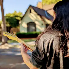 Theta Wave Logs सुनें, म्यूज़िक वीडियो देखें, बायो पढ़ें, दौरे की तारीखें और बहुत कुछ देखें!