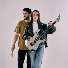 Escucha a MĀDUA, mira vídeos musicales, lee la biografía, consulta fechas de giras y mucho más.