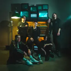 收听 Утопи Меня、观看音乐视频、阅读小传、查看巡演日期等 ！