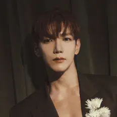 聆聽 JUN. K、觀看音樂影片、閱讀小傳、查看巡演日期等！