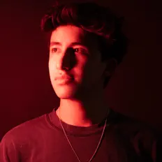 Escucha a Morgan Rojas, mira vídeos musicales, lee la biografía, consulta fechas de giras y mucho más.