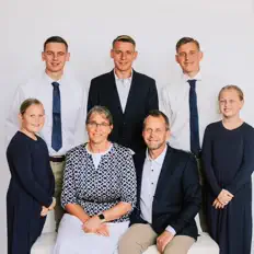 Posłuchaj wykonawcy The Fisher Family, obejrzyj teledyski, przeczytaj biografię, zobacz daty tras koncertowych i nie tylko!