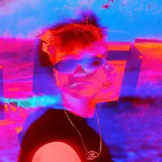 Ακούστε περιεχόμενο από JOEY VAN AS, παρακολουθήστε μουσικά βίντεο, διαβάστε το βιογραφικό, δείτε ημερομηνίες περιοδείας, και πολλά ακόμη!