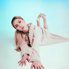 Ascolta Ella Aiko, guarda video musicali, leggi la biografia, vedi le date del tour & altro!