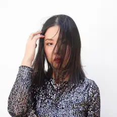 Yulia Song을(를) 듣고, 뮤직 비디오를 보고, 약력을 읽고, 투어 일정 등을 확인하세요!