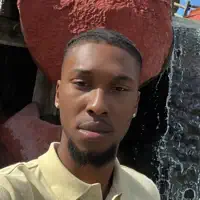 Ouça undefined, assista a videoclipes, leia a biografia, veja as datas das turnês e mais!