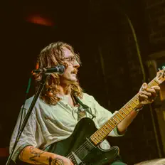 Ouve Boy Bandicoot, vê vídeos de música, lê a biografia, vê as datas da digressão e muito mais!