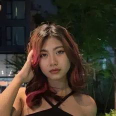 Listen to Hsu_Rinaa, watch music videos, read bio, see tour dates & more!
