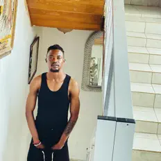 Dengarkan Dikies regardless, tonton video musik, baca bio, lihat tanggal tur & lainnya!