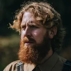 Nick Loyer dinle, müzik videolarını izle, biyografisini oku, tur tarihlerini ve daha fazlasını gör!