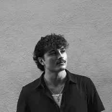 Spencer Bandy सुनें, म्यूज़िक वीडियो देखें, बायो पढ़ें, दौरे की तारीखें और बहुत कुछ देखें!