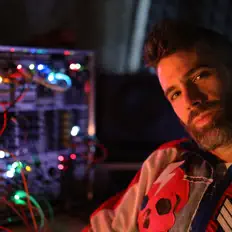 收听 Spag Ruckus、观看音乐视频、阅读小传、查看巡演日期等 ！