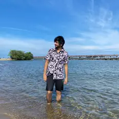 收听 Harsh Tanwar、观看音乐视频、阅读小传、查看巡演日期等 ！