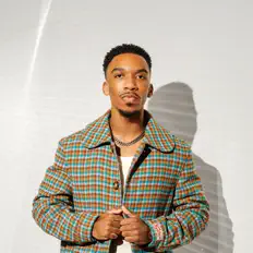 收听 Isaiah Roberts、观看音乐视频、阅读小传、查看巡演日期等 ！