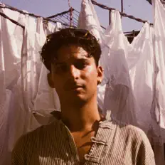 Ascolta Yaatri, guarda video musicali, leggi la biografia, vedi le date del tour & altro!