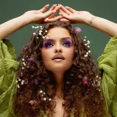 Listen to sillygirlcarmen, watch music videos, read bio, see tour dates & more!