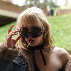 Listen to Mia Estelle, watch music videos, read bio, see tour dates & more!