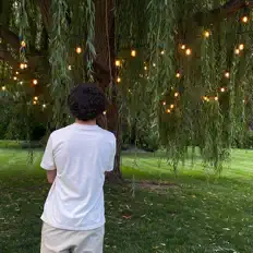 lilspaceykidを聴いたり、ミュージックビデオを鑑賞したり、経歴やツアー日程などを確認したりしましょう！