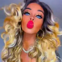 undefinedを聴いたり、ミュージックビデオを鑑賞したり、経歴やツアー日程などを確認したりしましょう!