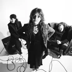 收听 Clockwork Gibbons、观看音乐视频、阅读小传、查看巡演日期等 ！