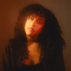 聆聽 MOR、觀看音樂影片、閱讀小傳、查看巡演日期等！