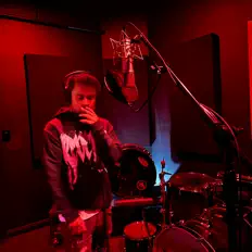 Escucha a Lul Smoove, mira vídeos musicales, lee la biografía, consulta fechas de giras y mucho más.