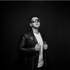 聆聽 Mickey Vivas、觀看音樂影片、閱讀小傳、查看巡演日期等！