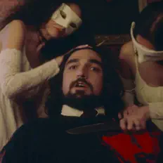 aarveeを聴いたり、ミュージックビデオを鑑賞したり、経歴やツアー日程などを確認したりしましょう！