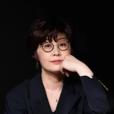 Escucha a Keiko Shiga, mira videos musicales, lee su biografía, consulta las fechas de las gira y más.