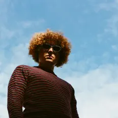 Posłuchaj wykonawcy Boxwell, obejrzyj teledyski, przeczytaj biografię, zobacz daty tras koncertowych i nie tylko!