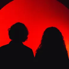 Ascolta Everything Is Yours, guarda video musicali, leggi la biografia, vedi le date del tour & altro!