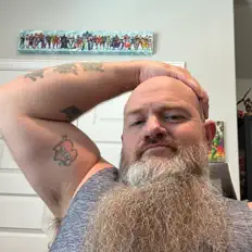 Sufferaxを聴いたり、ミュージックビデオを鑑賞したり、経歴やツアー日程などを確認したりしましょう！