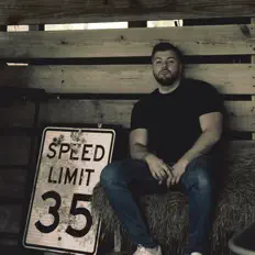 Escucha a Zach Tyler, mira videos musicales, lee su biografía, consulta las fechas de las gira y más.