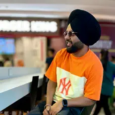 Aman Grewalを聴いたり、ミュージックビデオを鑑賞したり、経歴やツアー日程などを確認したりしましょう！