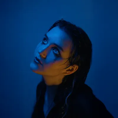 Listen to Лея, watch music videos, read bio, see tour dates & more!