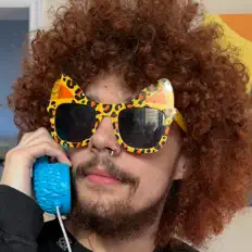 PedroWizrd सुनें, म्यूज़िक वीडियो देखें, बायो पढ़ें, दौरे की तारीखें और बहुत कुछ देखें!