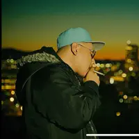 undefined을(를) 듣고, 뮤직 비디오를 보고, 약력을 읽고, 투어 일정 등을 확인하세요!