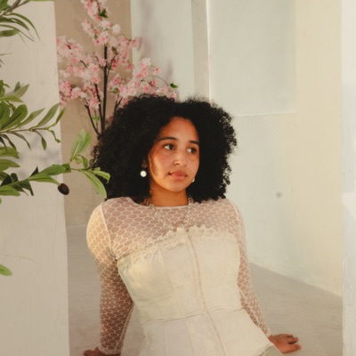 Listen to 0livia Mae, watch music videos, read bio, see tour dates & more!